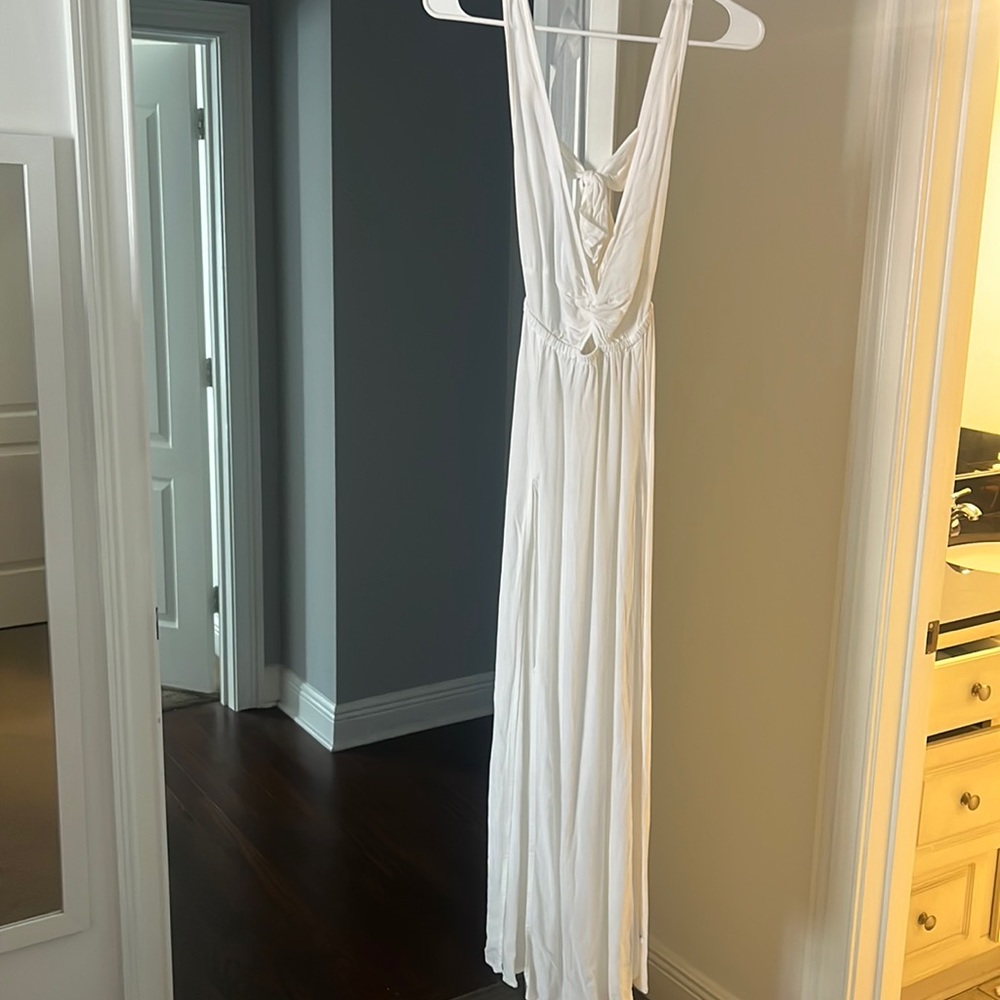 White long dress size 0. Never worn